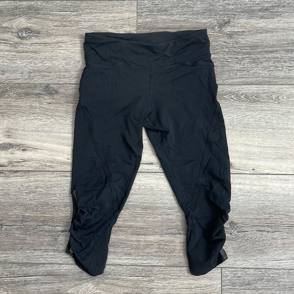 Lululemon cropped leggings